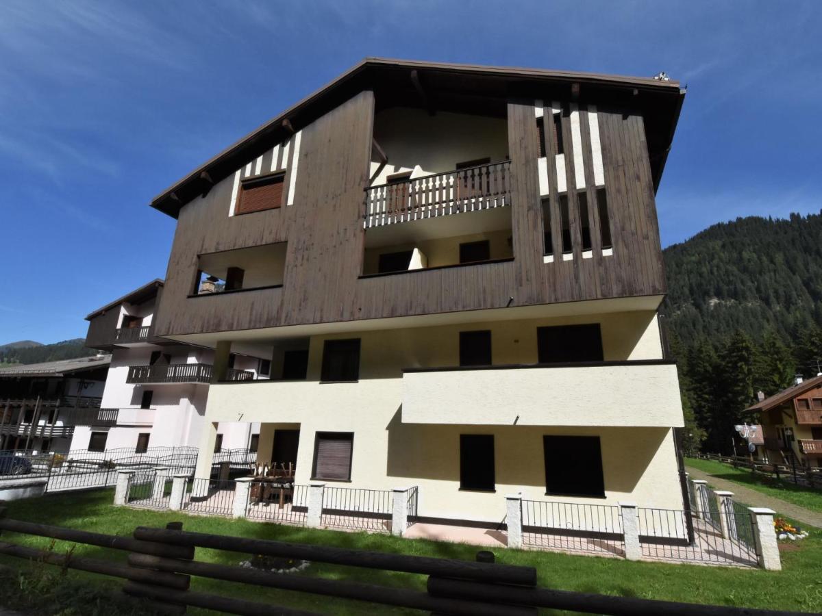 Apartment Des Alpes-14 By Interhome Canazei Bagian luar foto