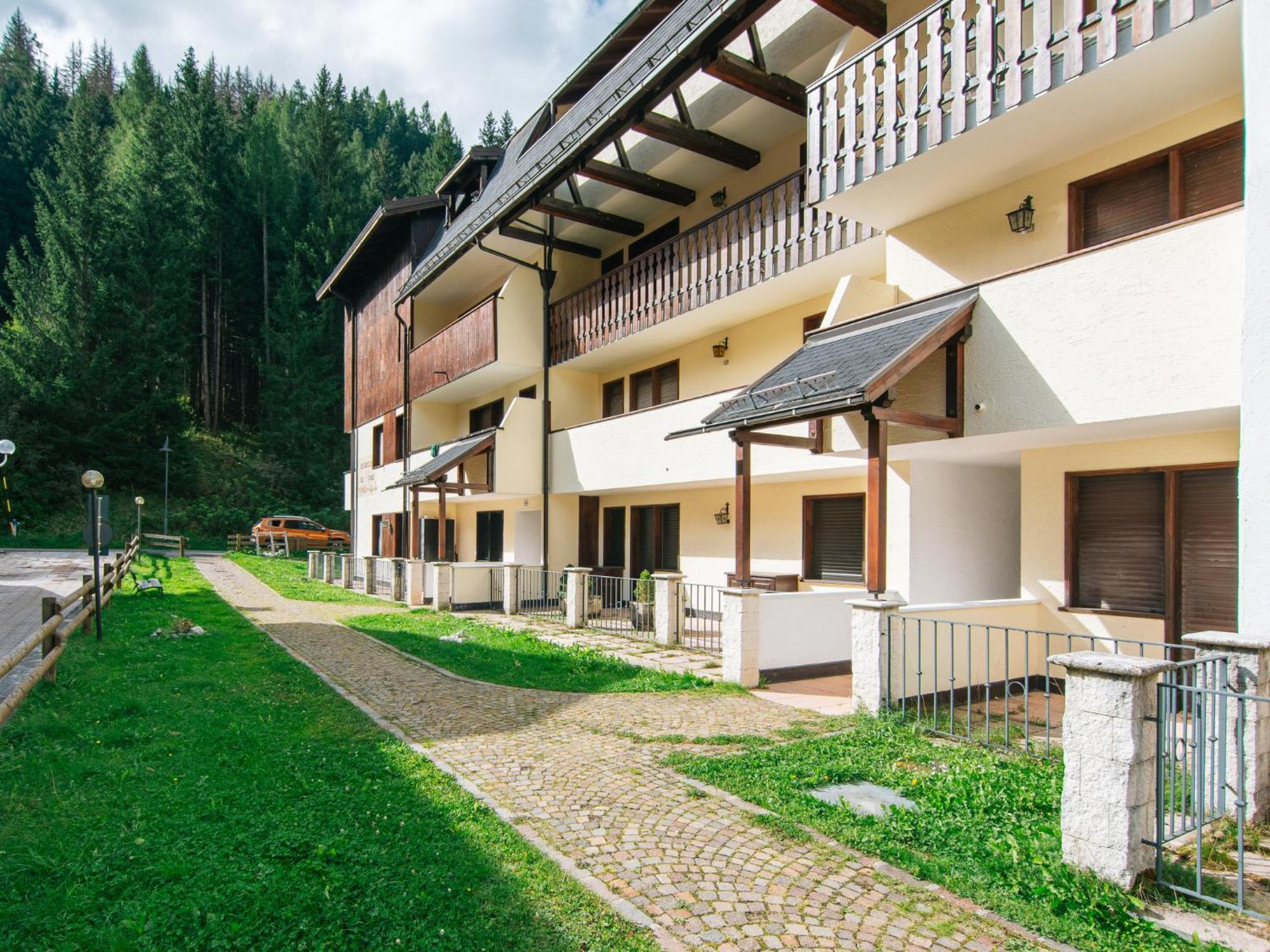 Apartment Des Alpes-14 By Interhome Canazei Bagian luar foto
